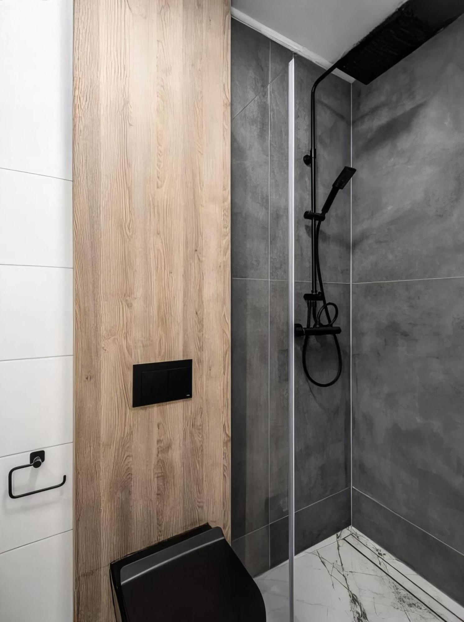 77 Wiktoryn Studio Apartment Варшава Екстериор снимка